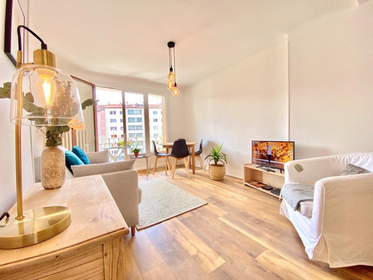 Charmant T3 Renove En Centre-Ville D'Annecy Avec Balcon, Ascenseur Et Parking Prive - Fr-1-432-83 Eksteriør bilde